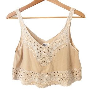 LF Seek The Label Eyelet Crop Tank Top Size Small